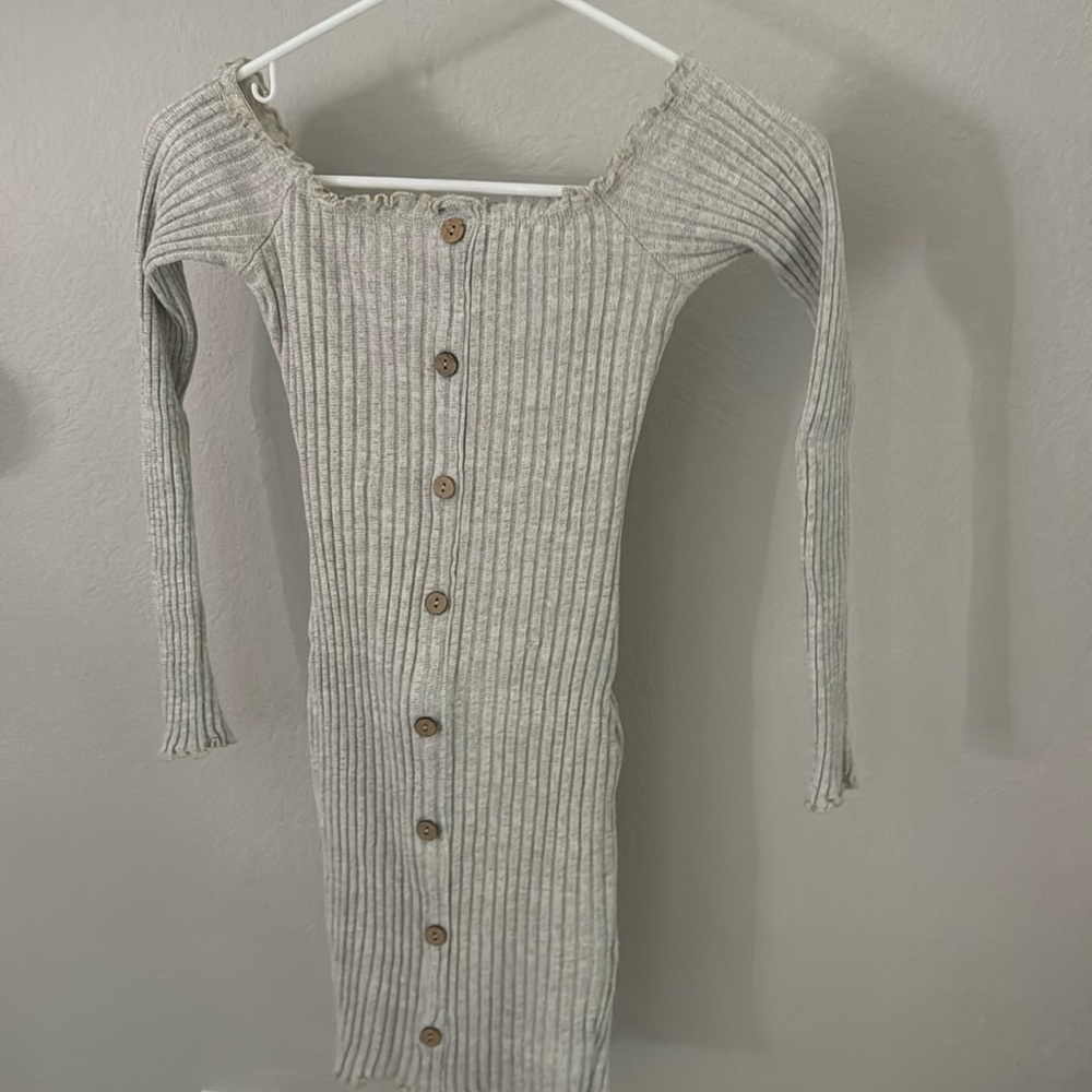 grey long sleeve bodycon dress. fashion nova